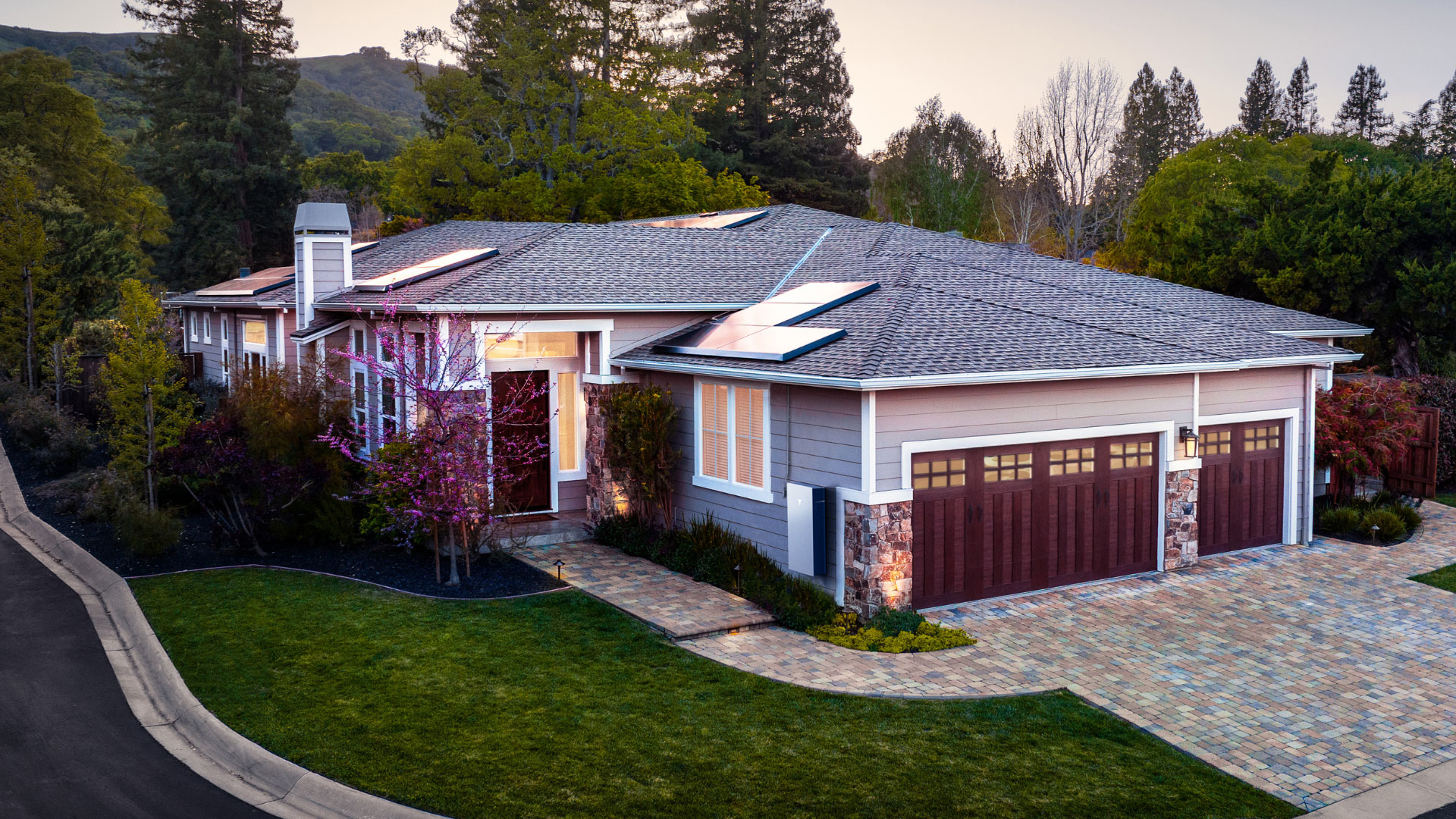 Is Solar Battery Storage Worth It in Arizona?